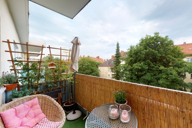 Ruhiger Balkon