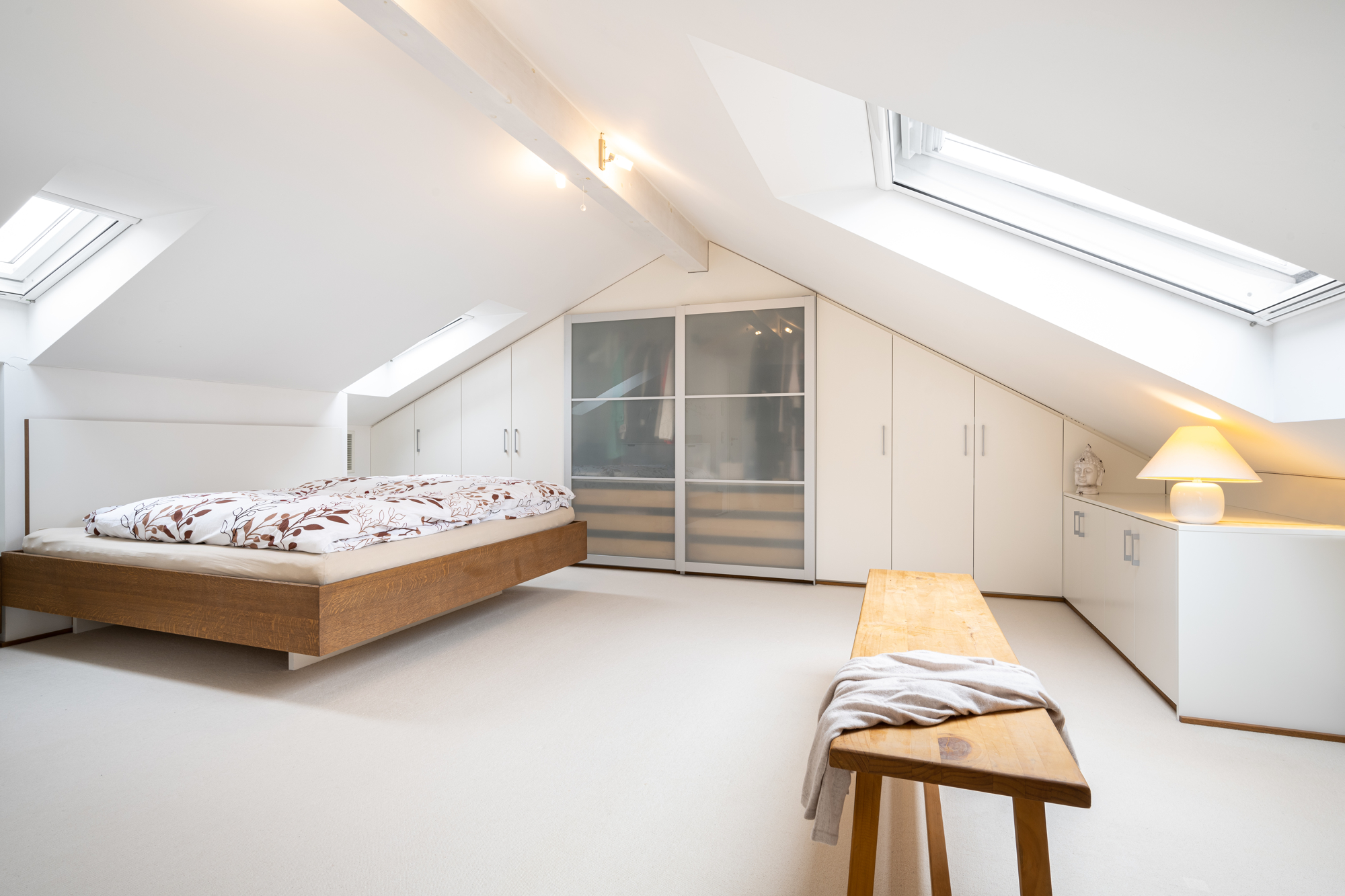 Schlafzimmer - DG