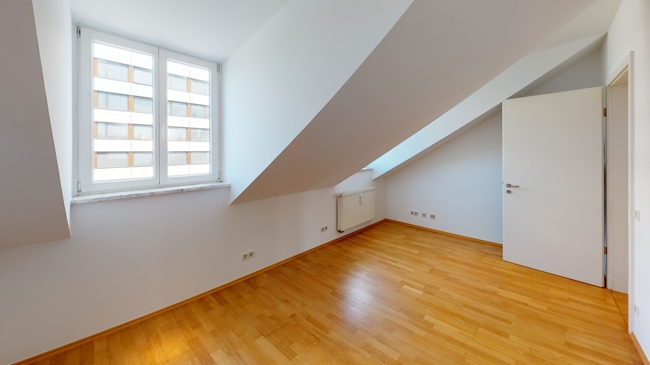 Schlaf- / Arbeitszimmer